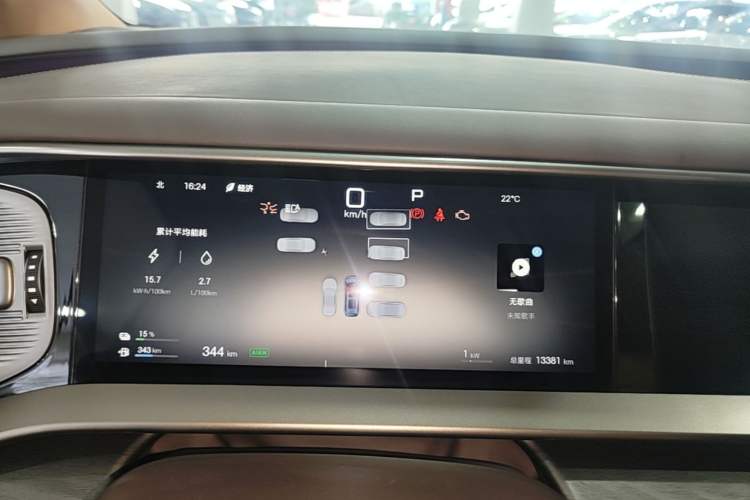 Used Denza D9 2025 DM-i Intelligent Drive 1020 Four-Wheel Drive Prestige Model Instrument Cluster