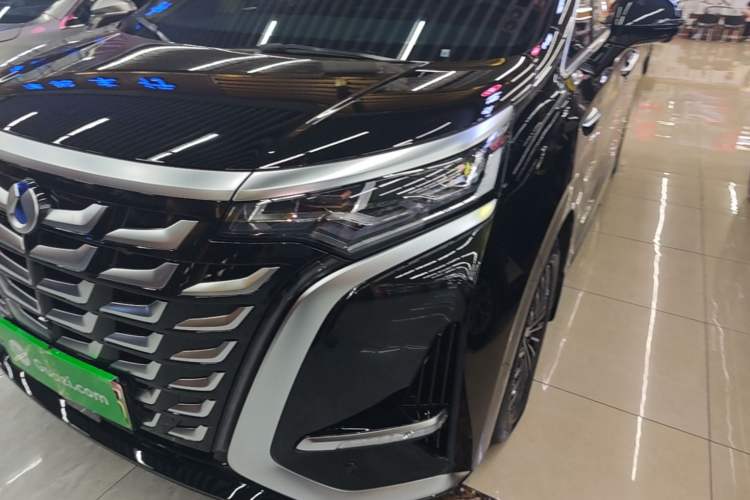 Used Denza D9 2025 DM-i Intelligent Drive 1020 Four-Wheel Drive Prestige Model Left Front Headlight