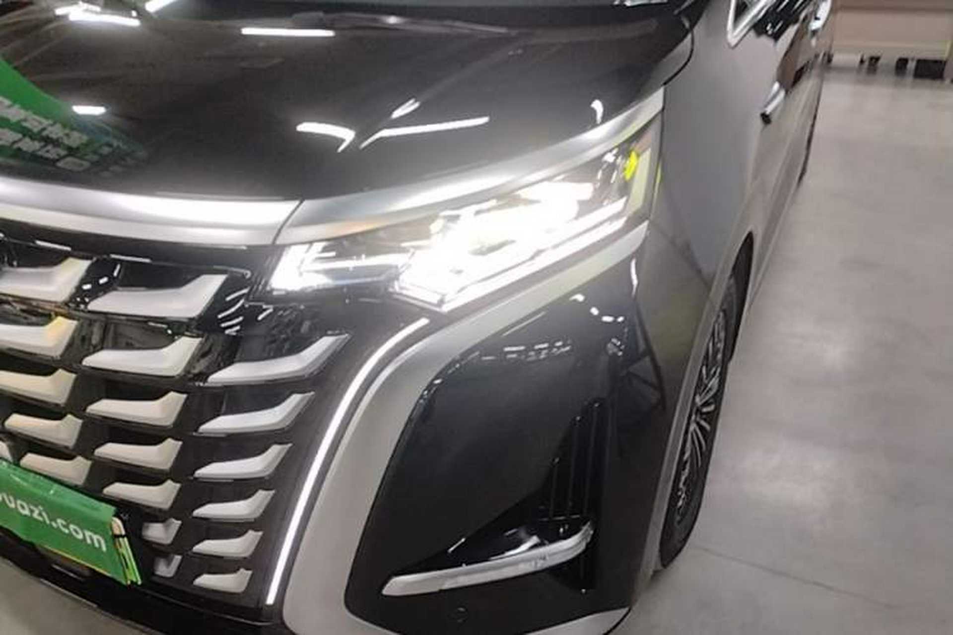 Used Denza D9 2025 DM-i Intelligent Drive 1020 Four-Wheel Drive Flagship Model Left Front Headlight