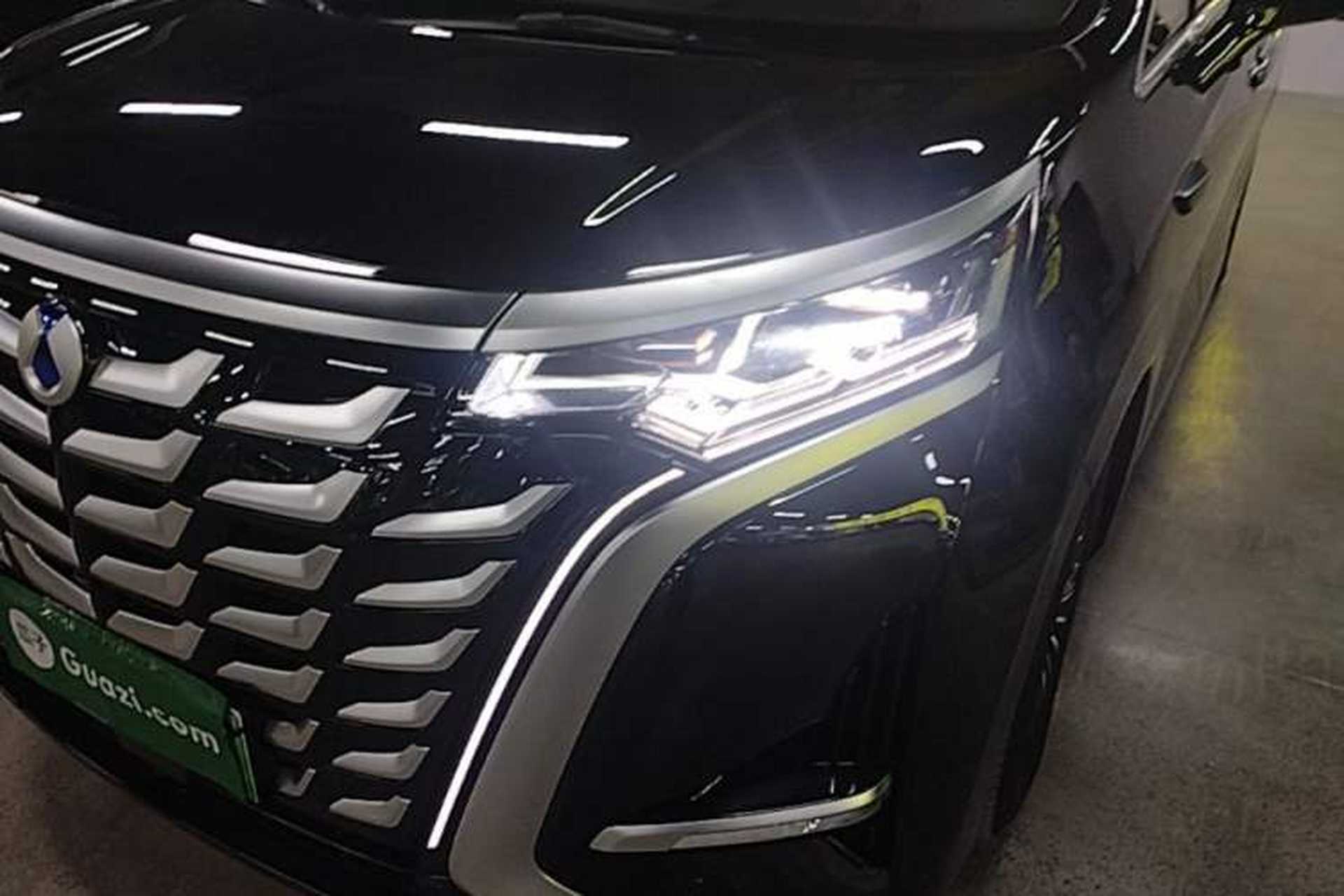 Used Denza D9 2025 DM-i Intelligent Drive 1020 Four-Wheel Drive Prestige Model Left Front Headlight