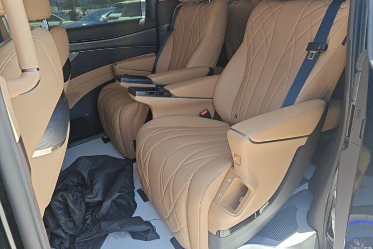 Used Denza D9 2025 Model DM-i Four-Wheel Drive Prestige Edition Left Rear Seat