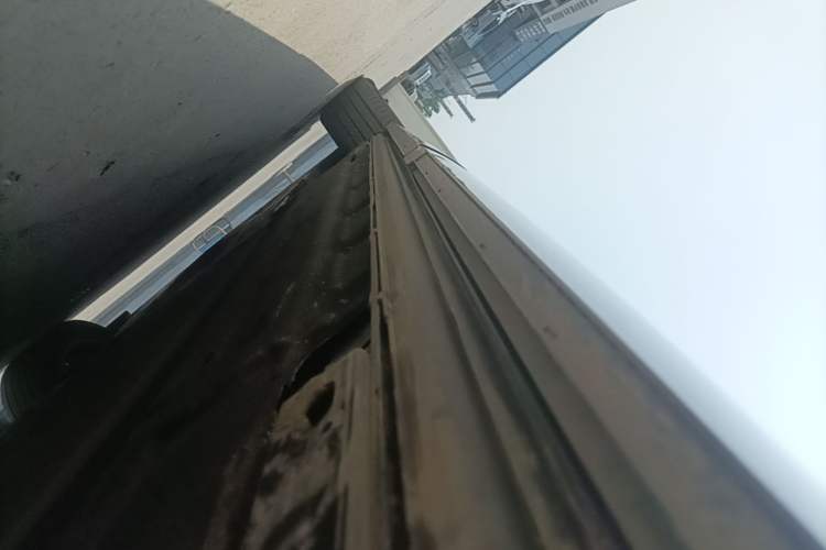 Used Denza D9 2025 DM-i Intelligent Drive 1020 Four-Wheel Drive Prestige Model Left Side Sill