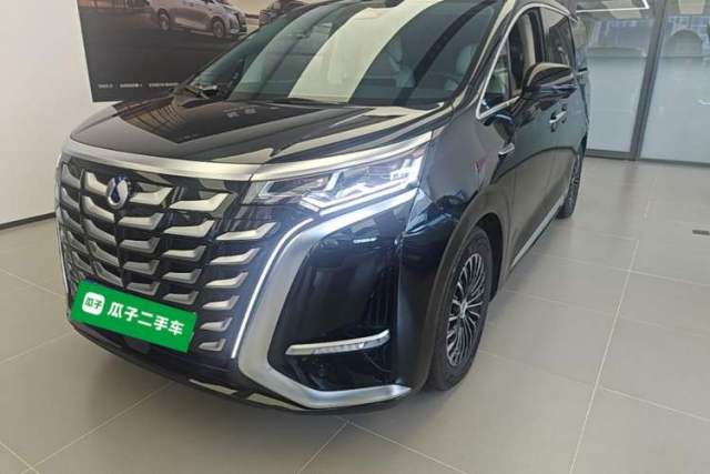 Used Denza D9 2025 DM-i Intelligent Drive 1020 Four-Wheel Drive Flagship Model