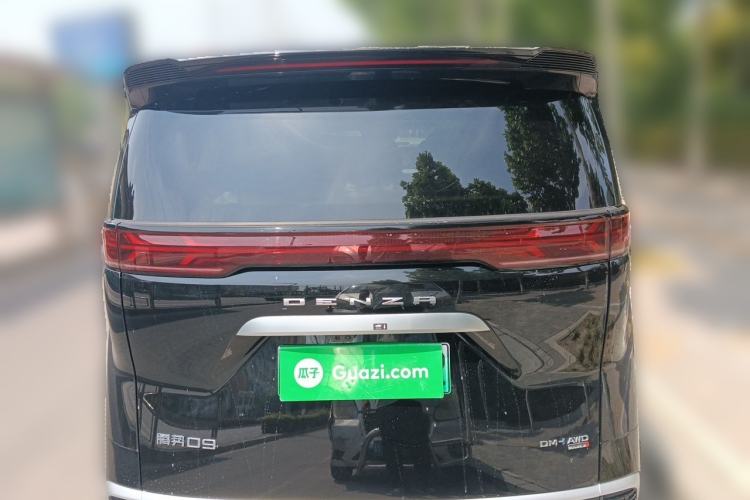 Used Denza D9 2025 Model DM-i Four-Wheel Drive Prestige Edition Rear