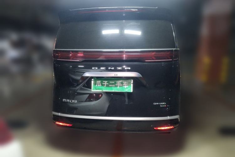 Used Denza D9 2025 DM-i Smart Drive 1020 Four-Wheel Drive Premium Model Rear