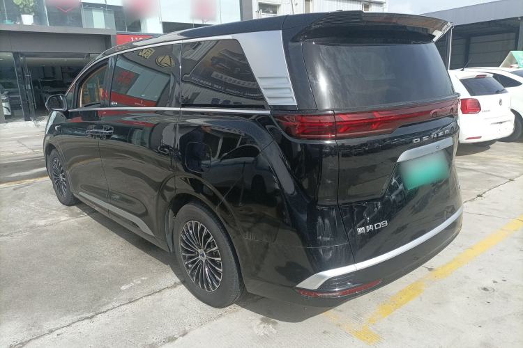 Used Denza D9 2025 DM-i Smart Drive 1020 Four-Wheel Drive Deluxe Model Rear Left 45 Deg