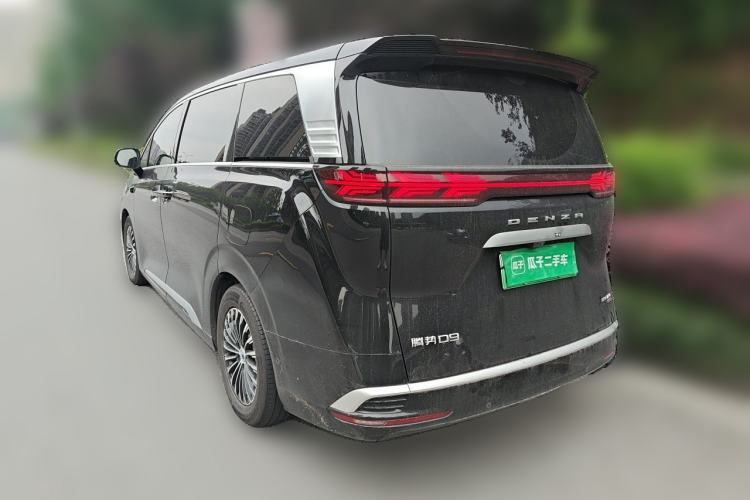 Used Denza D9 2025 DM-i Smart Drive 1020 Four-Wheel Drive Premium Model Rear Left 45 Deg