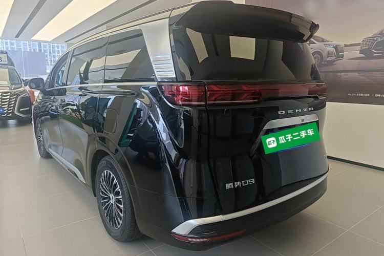 Used Denza D9 2025 DM-i Intelligent Drive 1020 Four-Wheel Drive Flagship Model Rear Left 45 Deg