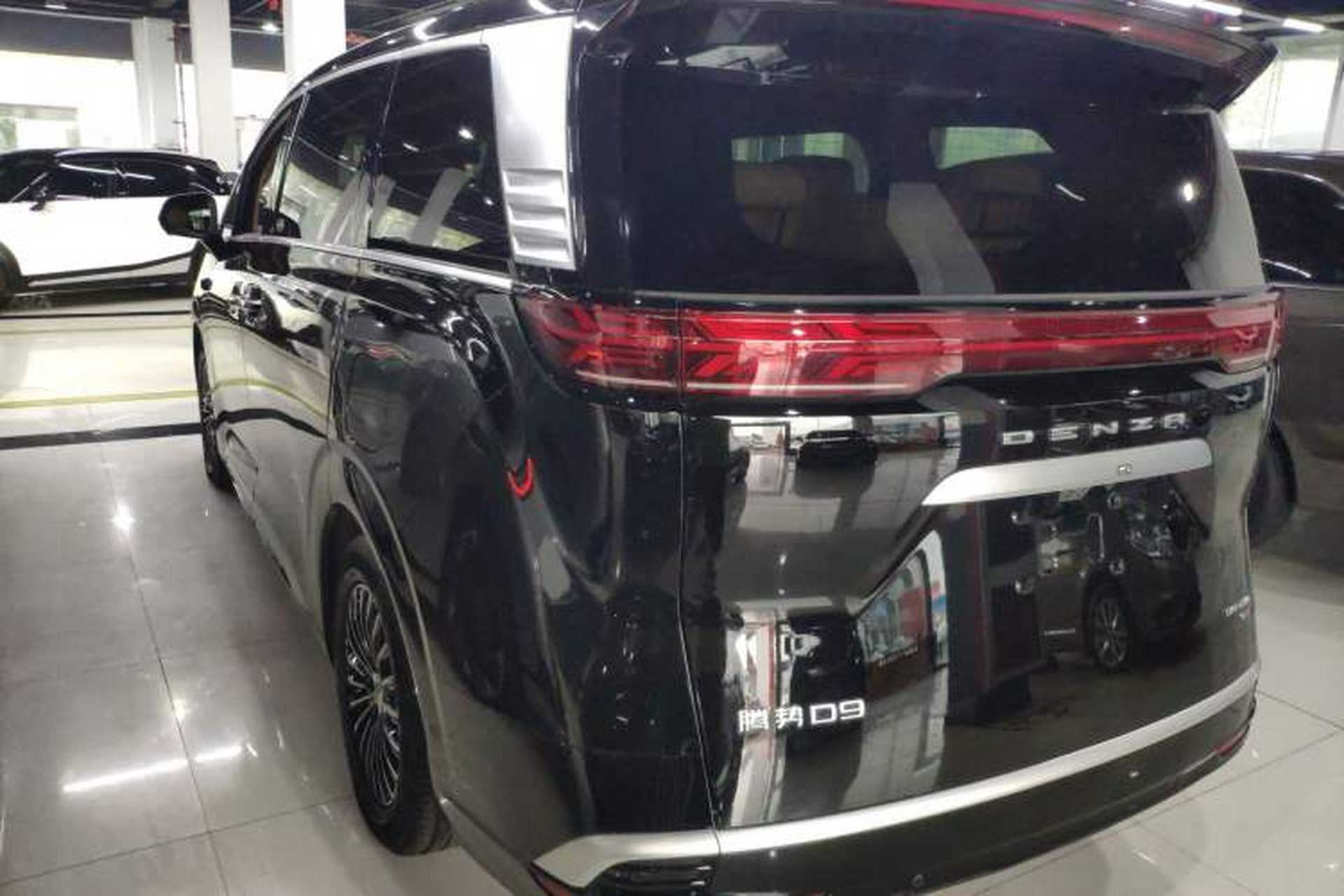Used Denza D9 2025 DM-i Intelligent Drive 1020 Four-Wheel Drive Prestige Model Rear Left 45 Deg