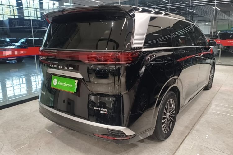 Used Denza D9 2025 DM-i Intelligent Drive 1020 Four-Wheel Drive Flagship Model Rear Right 45 Deg