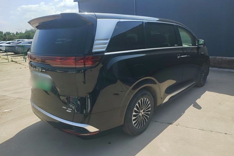 Used Denza D9 2025 DM-i Intelligent Drive 1020 Four-Wheel Drive Prestige Model Rear Right 45 Deg