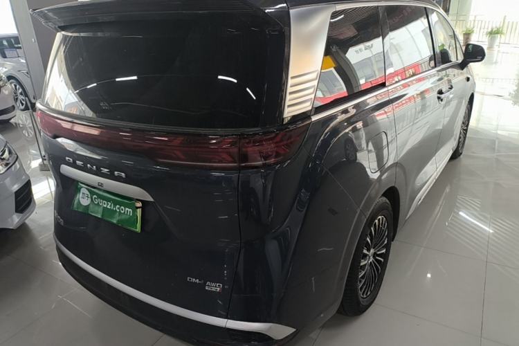 Used Denza D9 2025 DM-i Intelligent Drive 1020 Four-Wheel Drive Prestige Model Rear Right 45 Deg