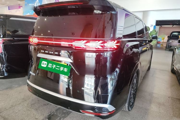Used Denza D9 2025 DM-i Smart Drive 1020 Four-Wheel Drive Deluxe Model Rear Right 45 Deg