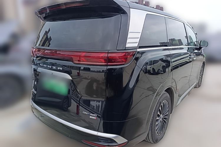 Used Denza D9 2025 DM-i Intelligent Drive 1020 Four-Wheel Drive Flagship Model Rear Right 45 Deg