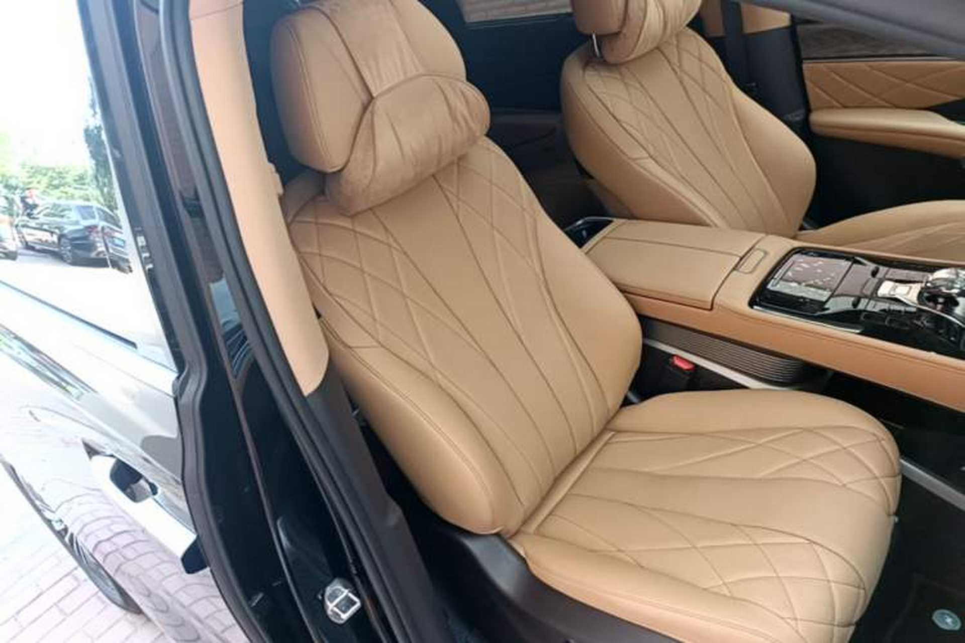 Used Denza D9 2025 Model DM-i Four-Wheel Drive Prestige Edition Right Front Seat