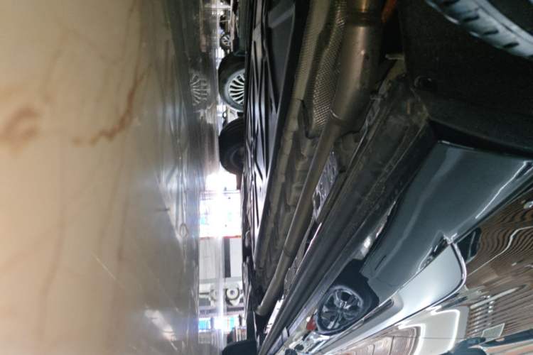 Used Denza D9 2025 DM-i Intelligent Drive 1020 Four-Wheel Drive Prestige Model Right Side Sill