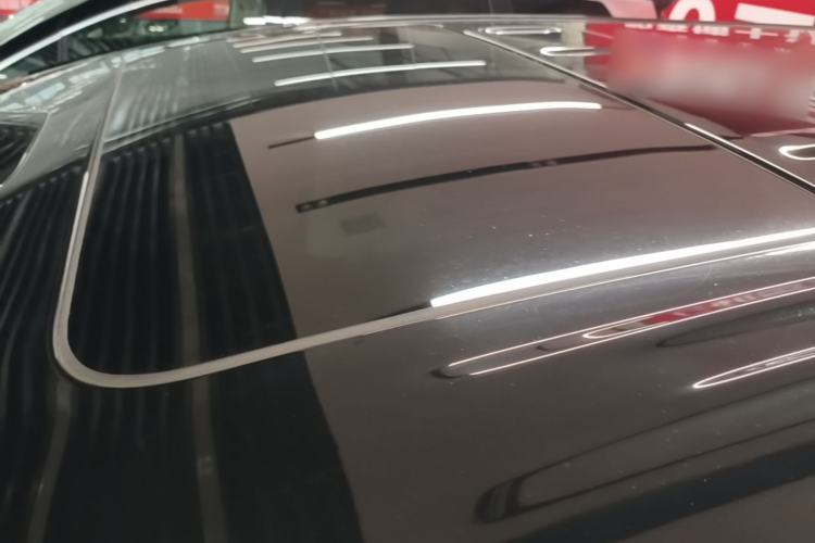 Used Denza D9 2025 DM-i Intelligent Drive 1020 Four-Wheel Drive Flagship Model Roof
