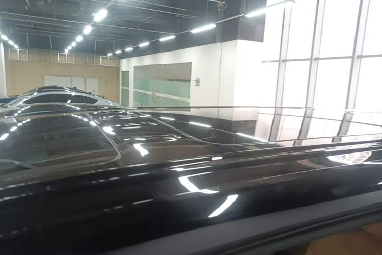 Used Denza D9 2025 DM-i Intelligent Drive 1020 Four-Wheel Drive Flagship Model Roof
