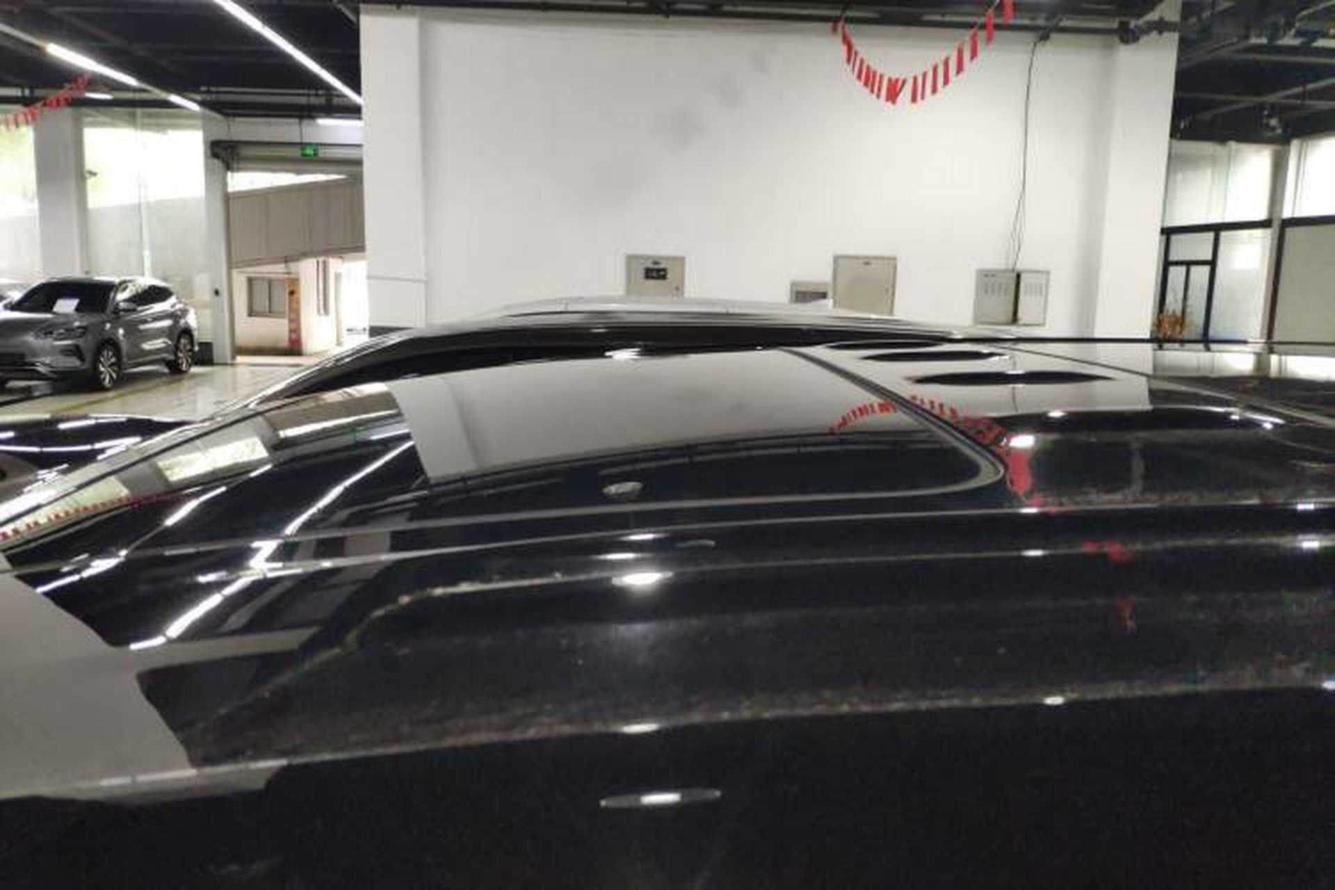 Used Denza D9 2025 DM-i Intelligent Drive 1020 Four-Wheel Drive Prestige Model Roof