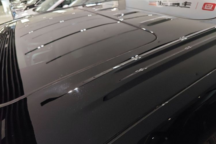 Used Denza D9 2025 DM-i Intelligent Drive 1020 Four-Wheel Drive Flagship Model Roof