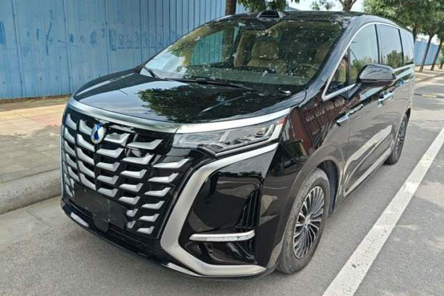 Used Denza D9 2025 DM-i Intelligent Drive 1020 Four-Wheel Drive Flagship Model
