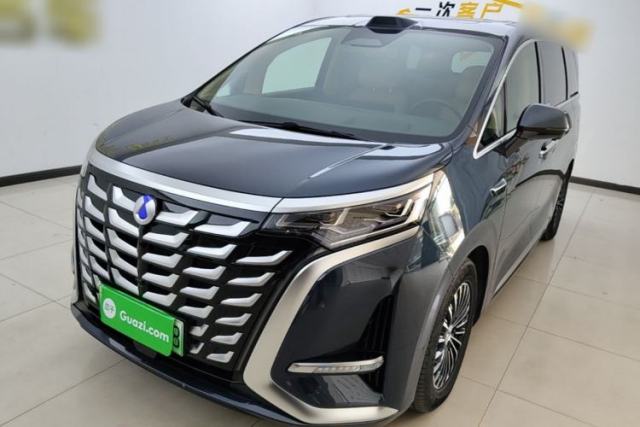 Used Denza D9 2025 DM-i Intelligent Drive 1020 Four-Wheel Drive Prestige Model