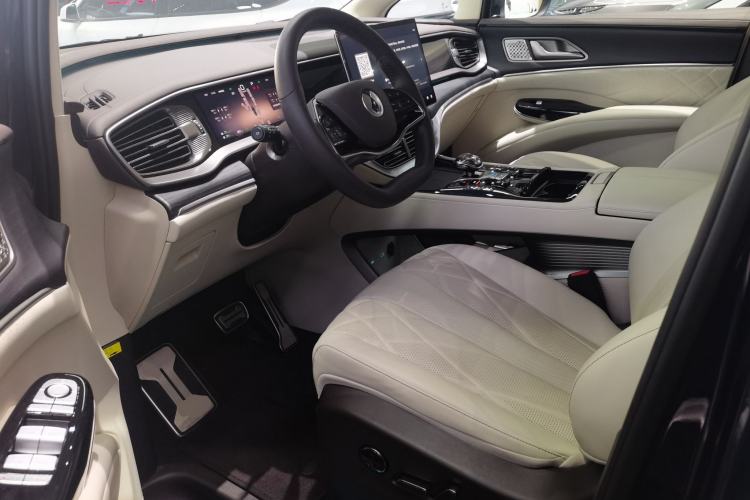 Used Denza D9 2025 DM-i Intelligent Drive 1020 Four-Wheel Drive Flagship Model Driver Seat