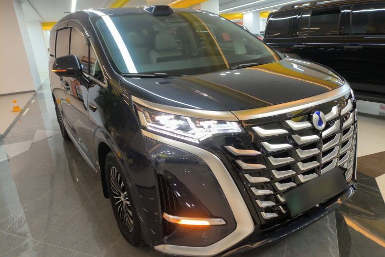 Used Denza D9 2025 DM-i Smart Drive 1020 Four-Wheel Drive Deluxe Model Exterior 1