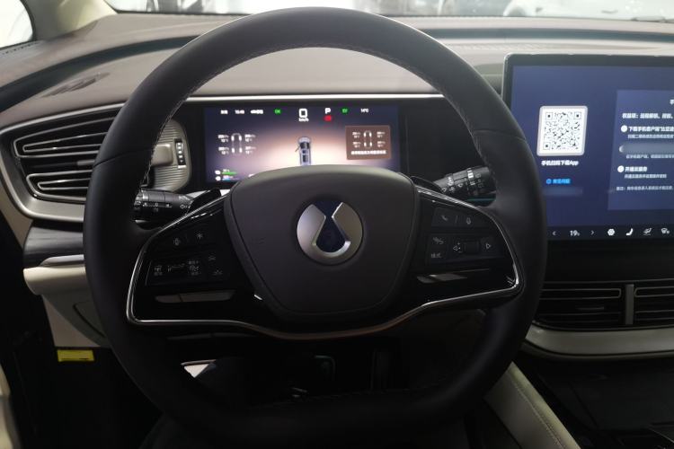 Used Denza D9 2025 DM-i Intelligent Drive 1020 Four-Wheel Drive Flagship Model Steering Wheel