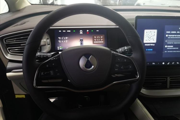 Used Denza D9 2025 DM-i Intelligent Drive 1020 Four-Wheel Drive Flagship Model Steering Wheel