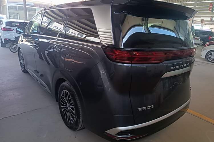 Used Denza D9 2025 EV Intelligent Driving Edition 620 Luxury Model Rear Left 45 Deg