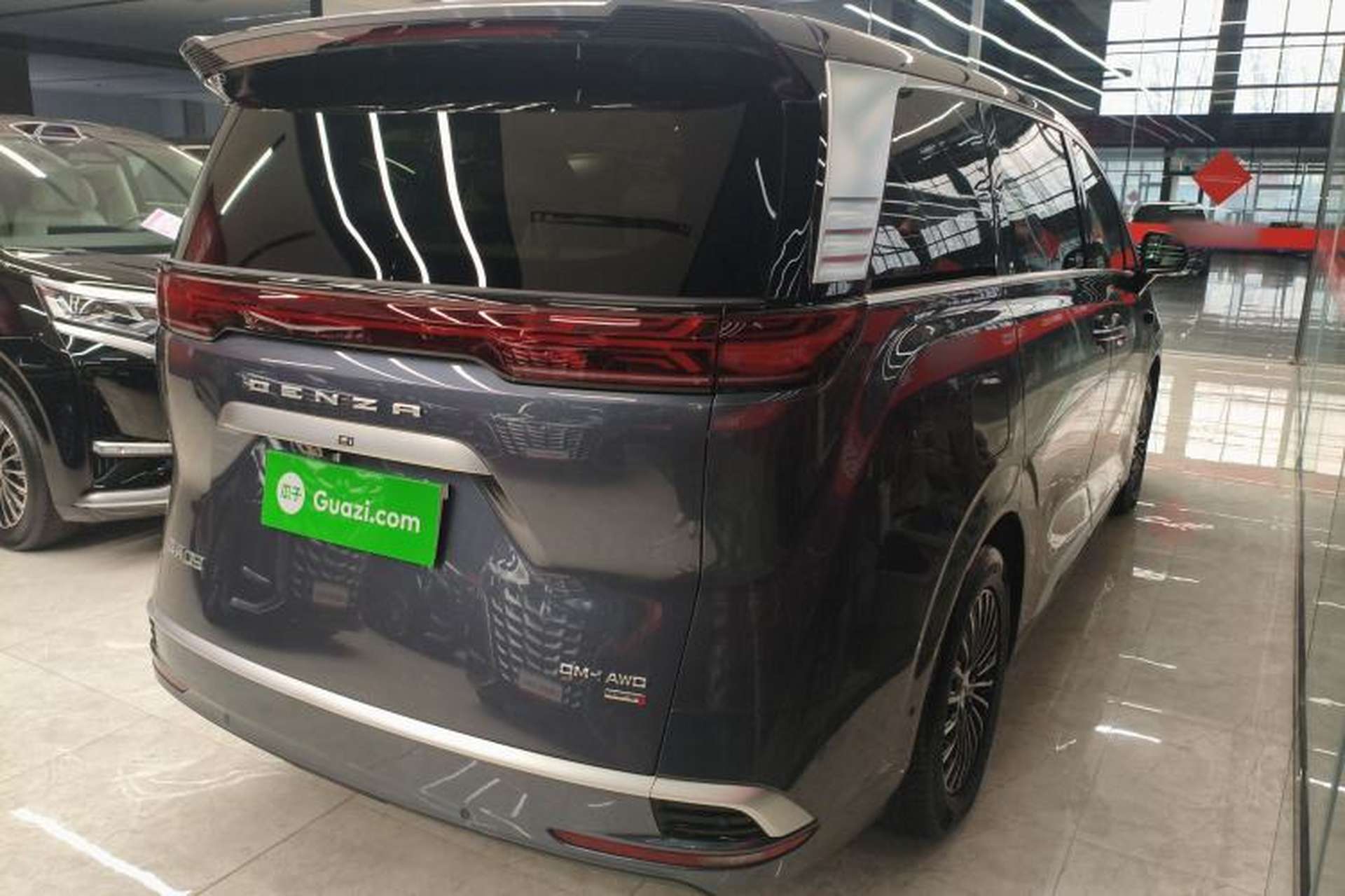 Used Denza D9 2025 DM-i Intelligent Drive 1020 Four-Wheel Drive Flagship Model Rear Right 45 Deg