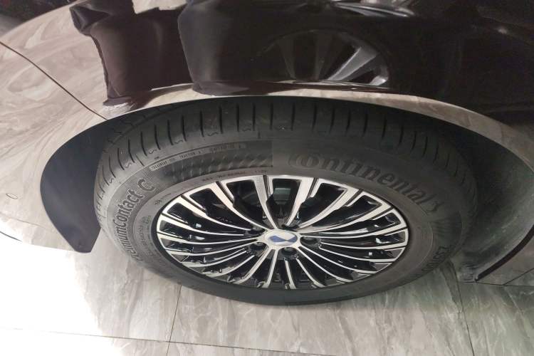 Used Denza D9 2025 Model DM-i Four-Wheel Drive Supreme Edition Exterior 7