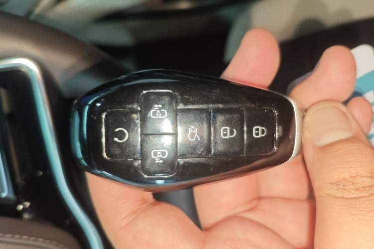 Used Denza D9 2025 EV Intelligent Driving Edition 600 Four-Wheel Drive Flagship Model Interior 1