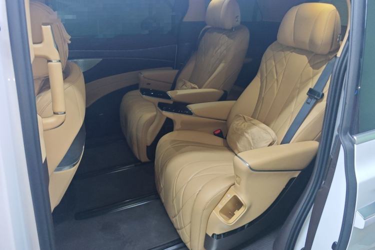Used Denza D9 2025 Model DM-i Four-Wheel Drive Prestige Edition Left Rear Seat