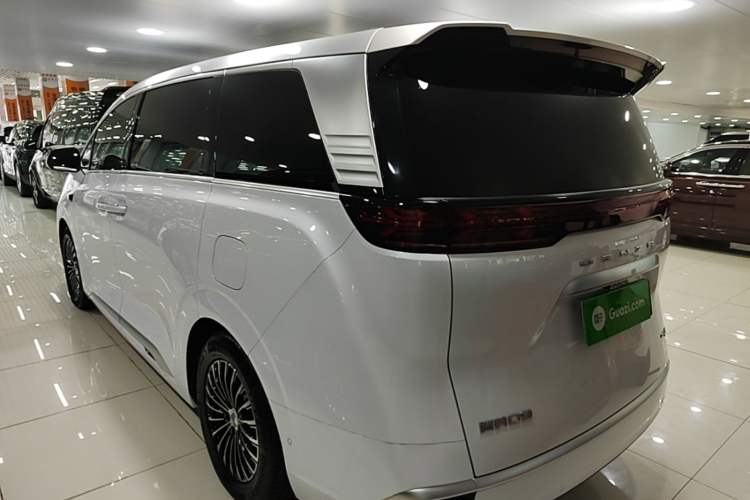 Used Denza D9 2025 DM-i Intelligent Drive 1020 Four-Wheel Drive Prestige Model Rear Left 45 Deg