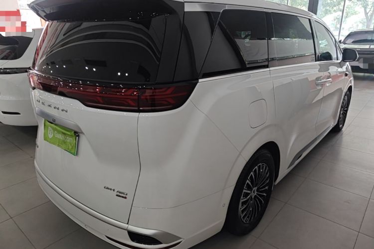 Used Denza D9 2025 DM-i Intelligent Drive 1020 Four-Wheel Drive Prestige Model Rear Right 45 Deg