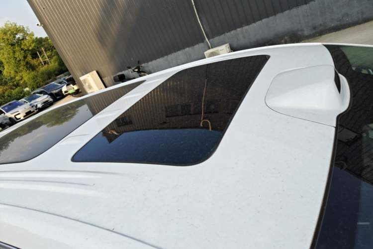Used Denza D9 2025 DM-i Intelligent Drive 1020 Four-Wheel Drive Flagship Model Roof