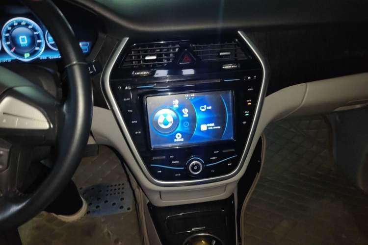 Used Denza 2014 Stylish Edition Audio And AC Panel
