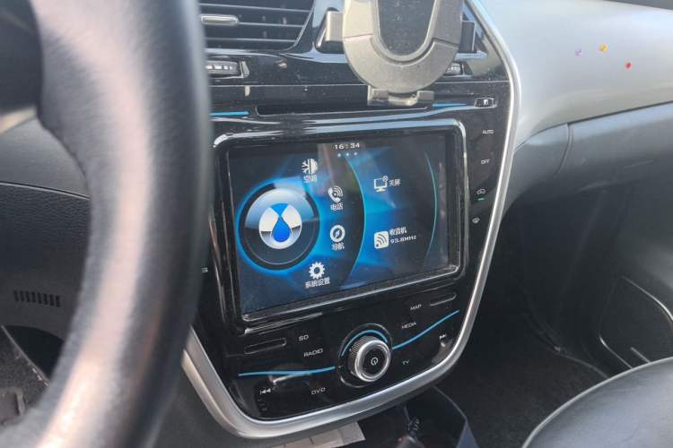 Used Denza 2014 Deluxe Edition Audio And AC Panel