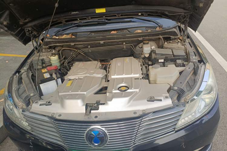 Used Denza 2014 Stylish Edition Engine Bay