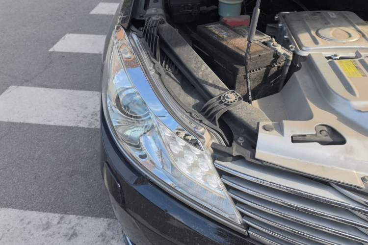 Used Denza 2014 Deluxe Edition Engine Bay Right