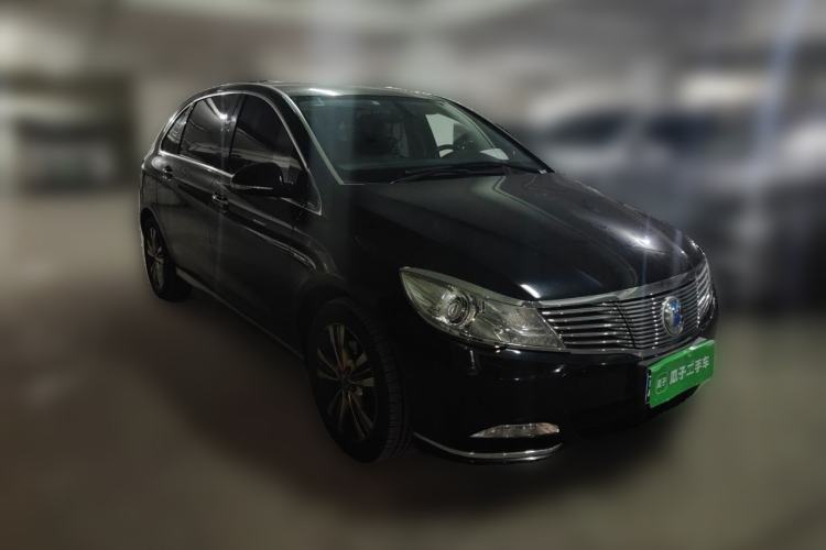 Used Denza 2014 Stylish Edition Front Right 45 Deg