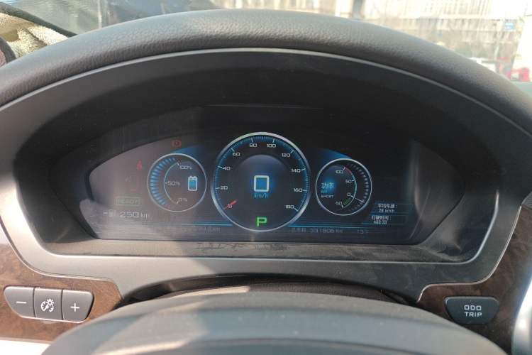 Used Denza 2014 Stylish Edition Instrument Cluster