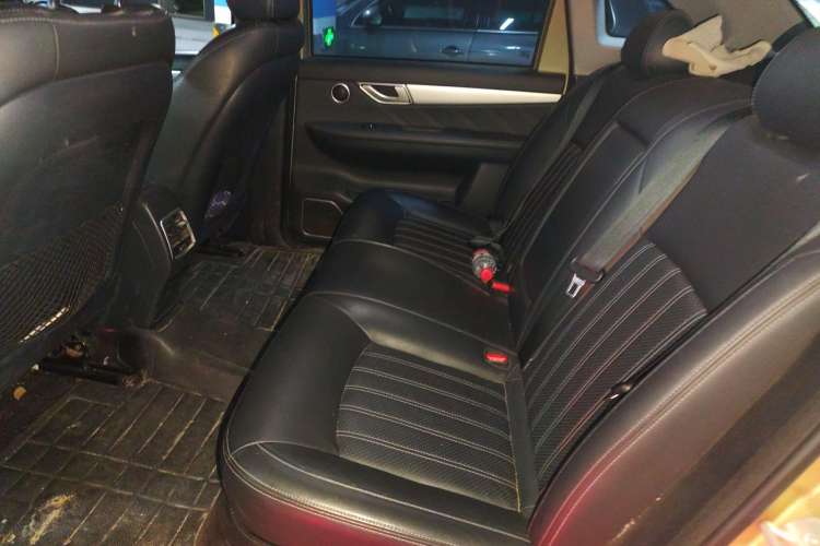 Used Denza 2014 Stylish Edition Left Rear Seat