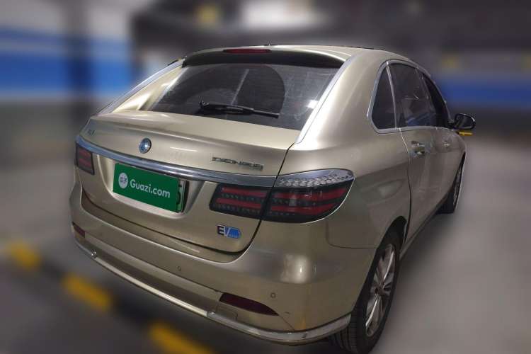 Used Denza 2014 Stylish Edition Rear Right 45 Deg