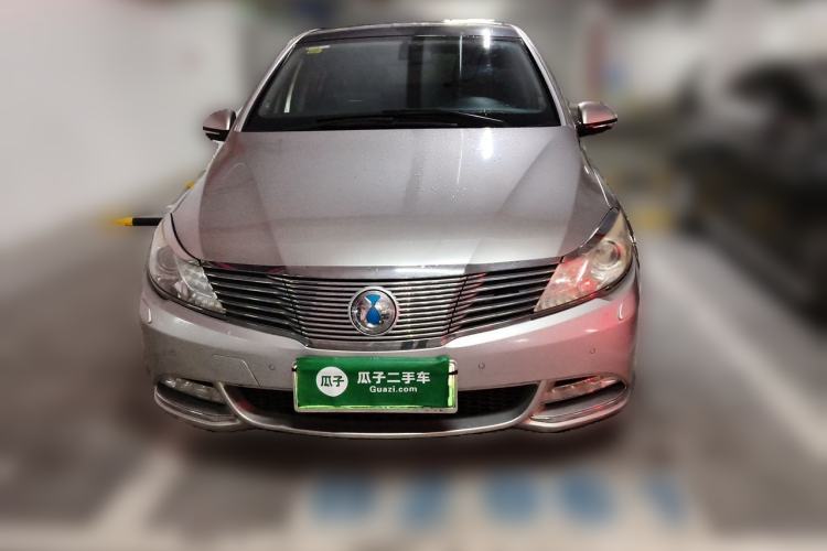 Used Denza 2014 Deluxe Edition Front