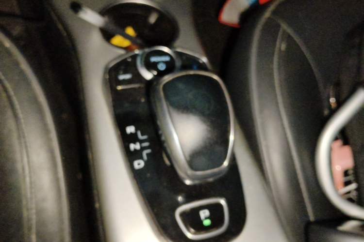 Used Denza 2014 Deluxe Edition Gear Lever