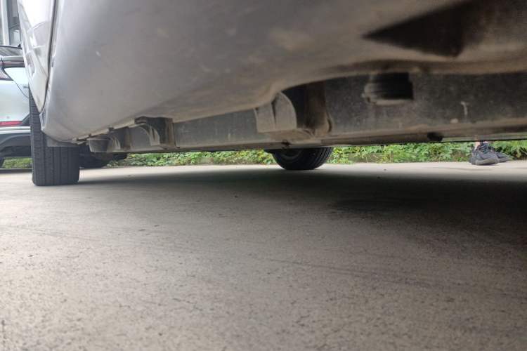 Used Denza 2014 Deluxe Edition Chassis Front Right