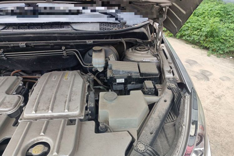 Used Denza 2014 Deluxe Edition Engine Bay Left